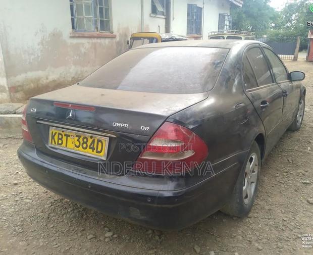 Mercedes-Benz 200 2005 Black