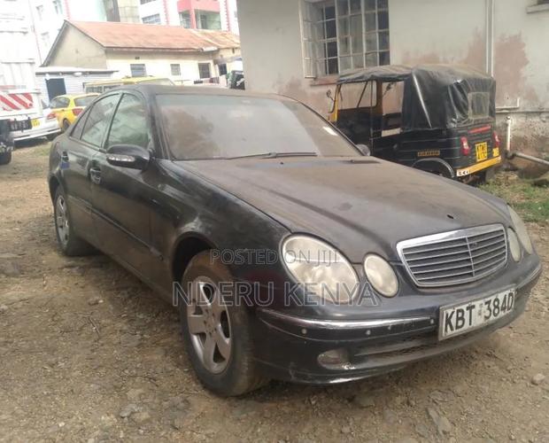 Mercedes-Benz 200 2005 Black