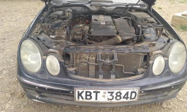 Mercedes-Benz 200 2005 Black