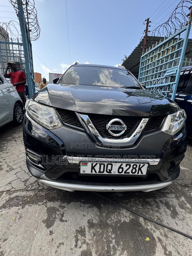 Nissan X-Trail 2.0 Hybrid FWD 2016 Black