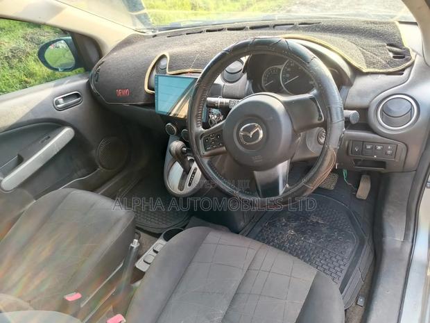 Mazda Demio 2011 Gray