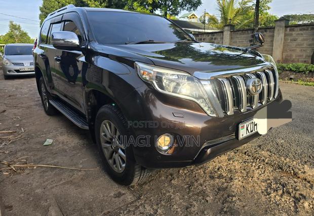 Toyota Land Cruiser Prado 2.8 2017 Brown