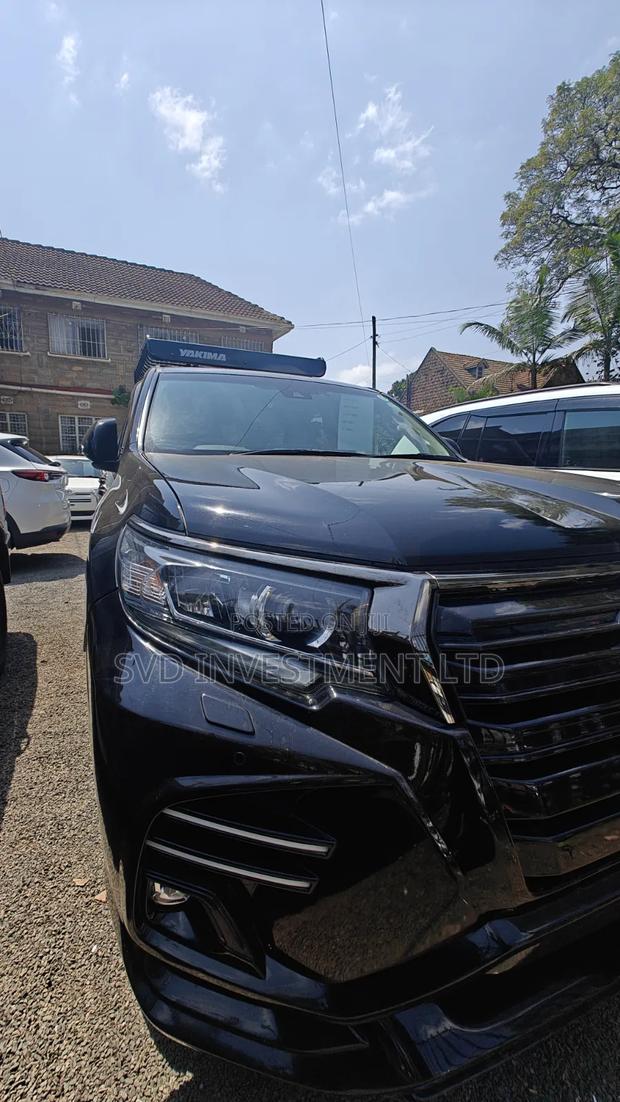Toyota Land Cruiser Prado 2021 Black