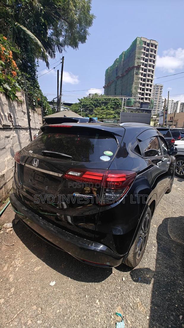 Honda Vezel 2019 Black