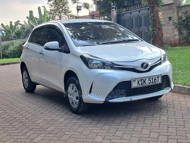 Toyota Vitz 2015 White