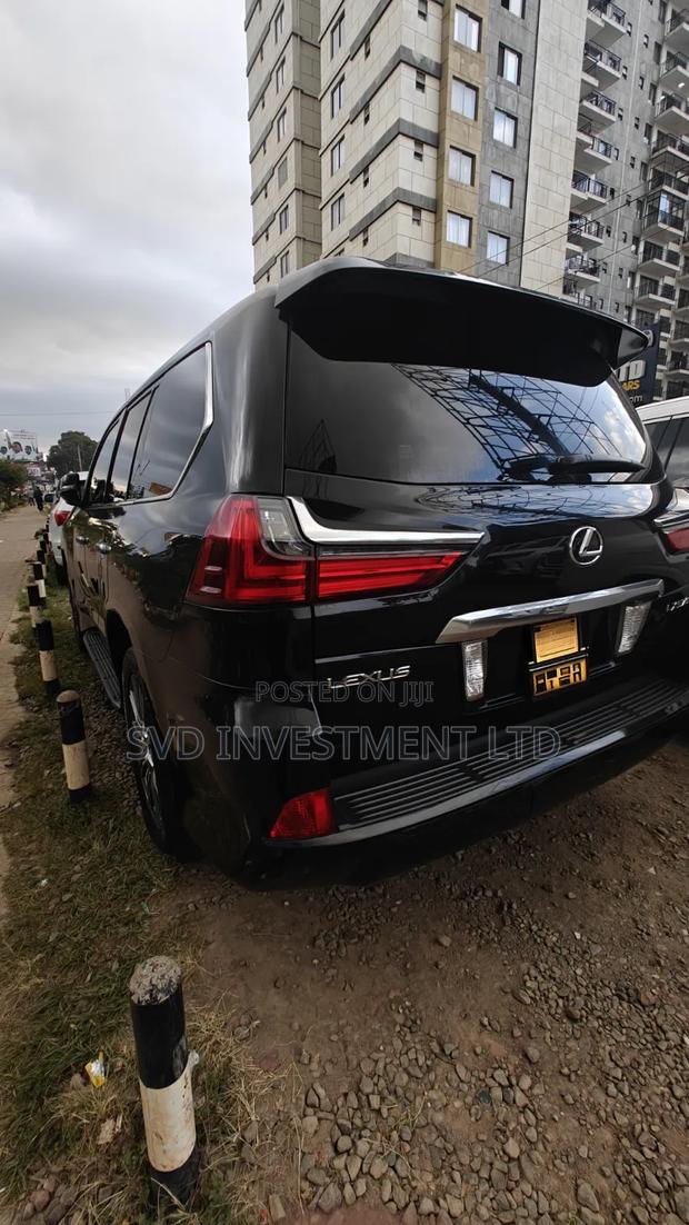 Lexus LX 2016 Black