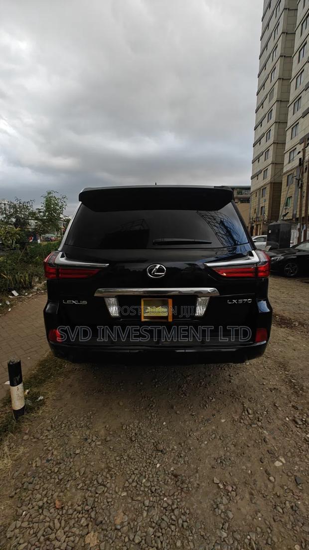 Lexus LX 2016 Black