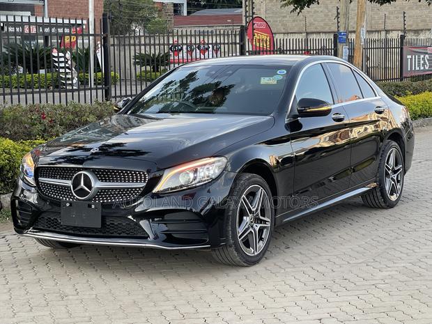 Mercedes-Benz C200 2019 Black
