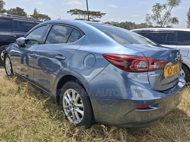 Mazda 3 2015 Blue