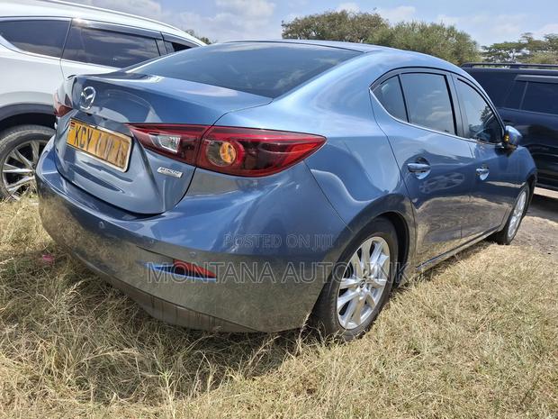 Mazda 3 2015 Blue