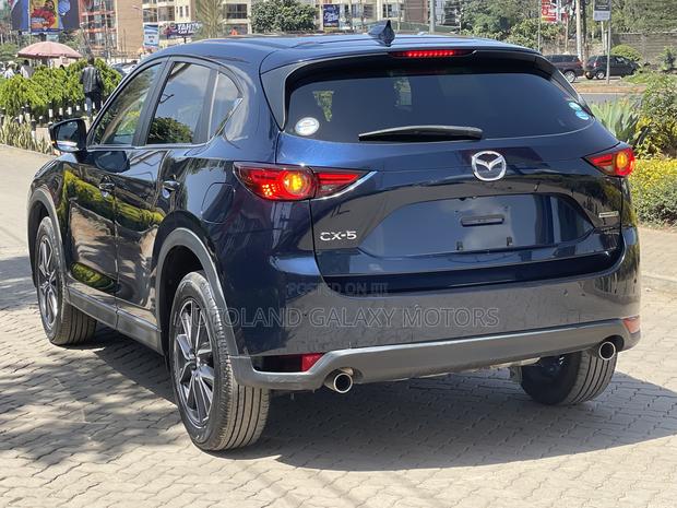 Mazda CX-5 2020 Blue
