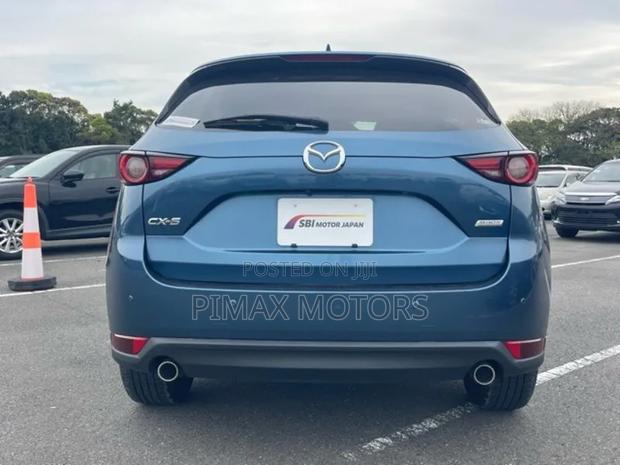 Mazda CX-5 2019 Blue