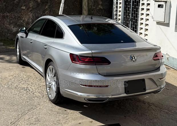 Volkswagen Arteon 2019 Silver