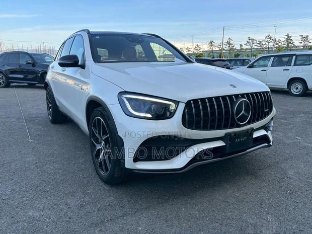 Mercedes-Benz GLC-Class 2021