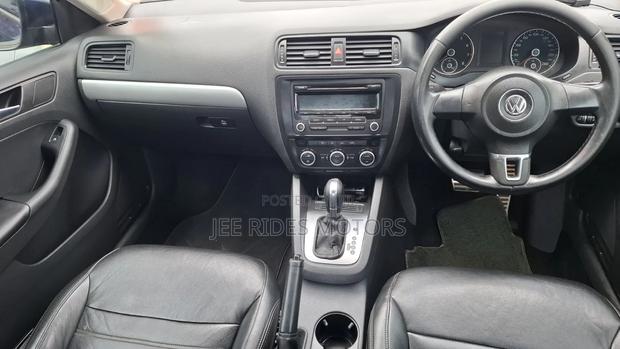 Volkswagen Jetta 2014 Blue
