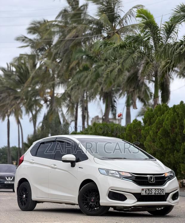 Honda Fit 2017 White