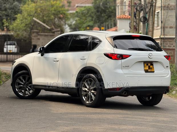 Mazda CX-5 2019 White