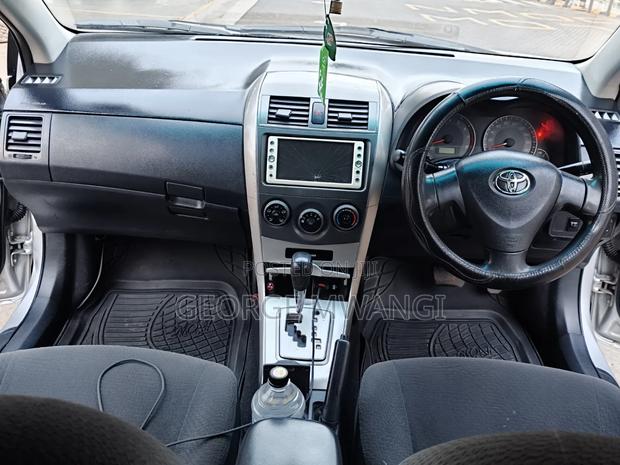 Toyota Corolla Fielder 2012 Silver