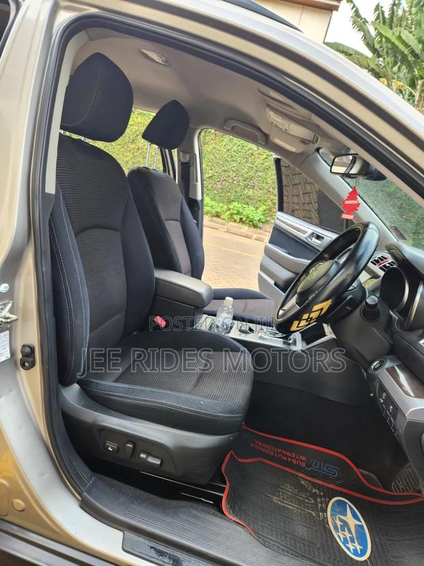 Subaru Outback 2016 Gray