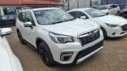 Subaru Forester 2019 White for sale