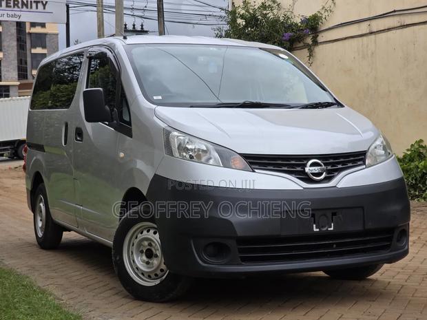 Nissan Caravan 2019 Silver