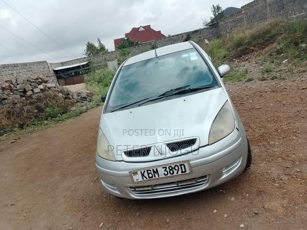 Mitsubishi Colt 2004 Silver