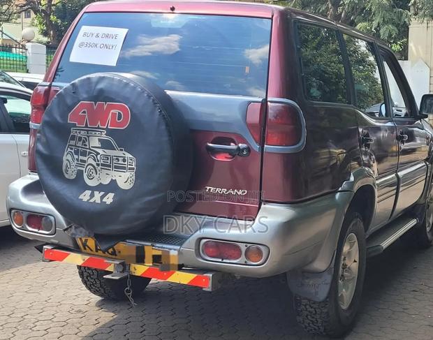 Nissan Terrano 2009 Maroon