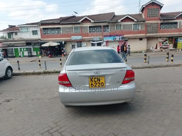 Toyota Axio 2010 Silver