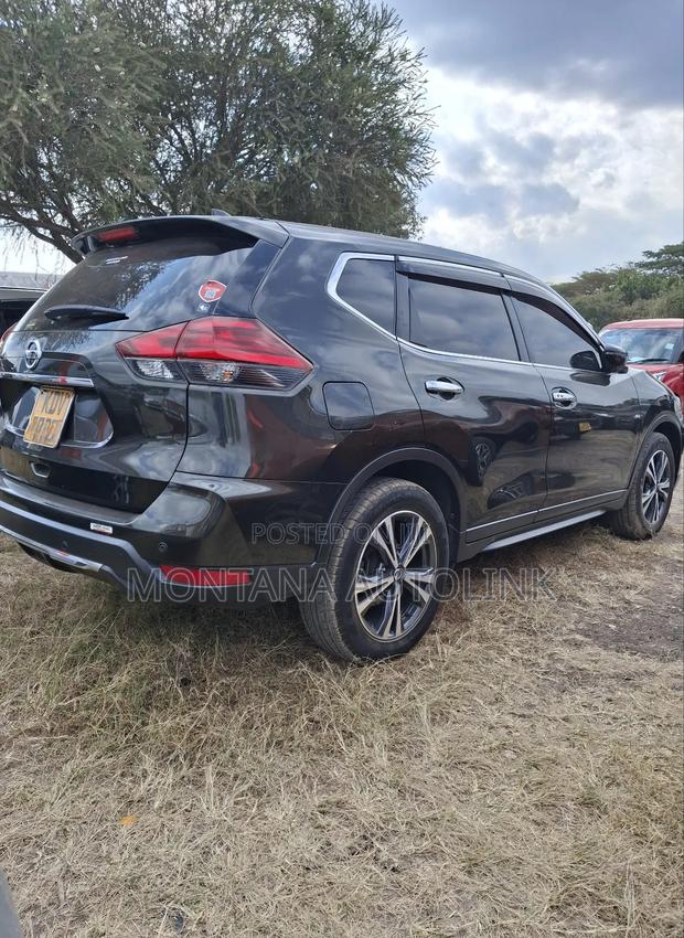 Nissan X-Trail 2.0 Petrol AWD 2018 Black