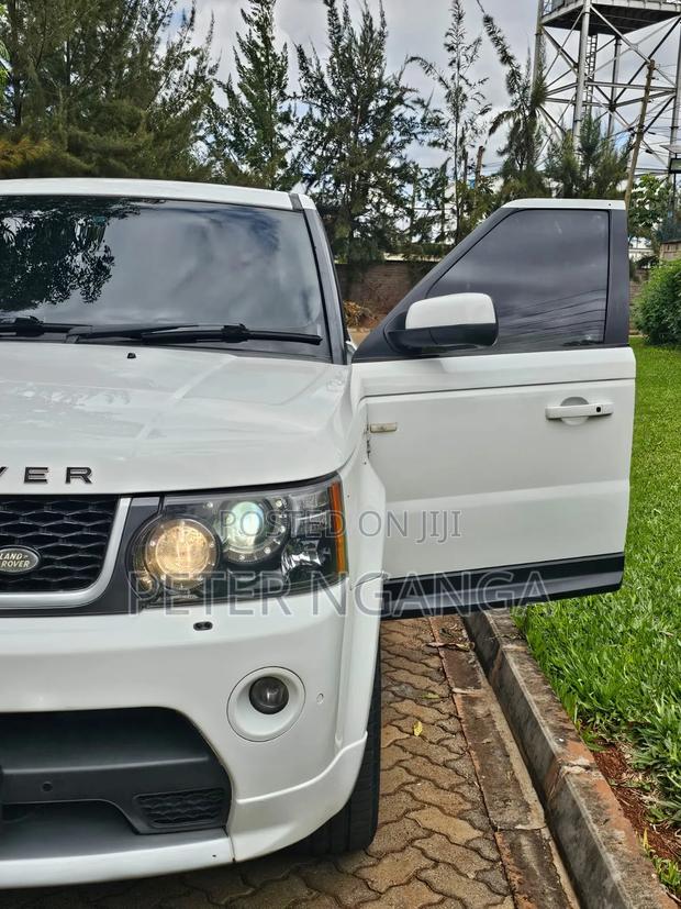Land Rover Range Rover Sport 2012 White