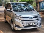 Toyota Noah 2018 Silver for sale