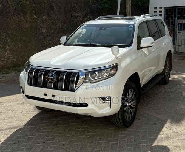 Toyota Land Cruiser Prado 2021 Beige
