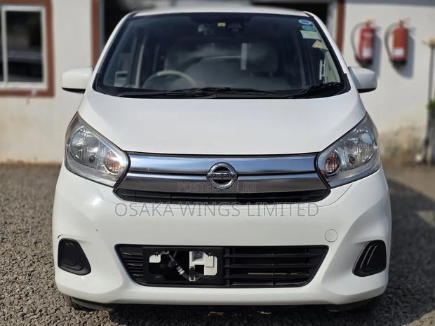 Nissan Dayz 2018 White