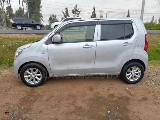 Suzuki Wagon R 2016 Silver