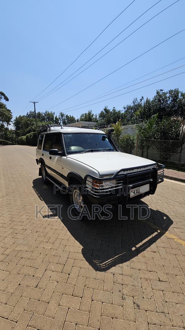 Land Rover Discovery Base 4x4 1994 White