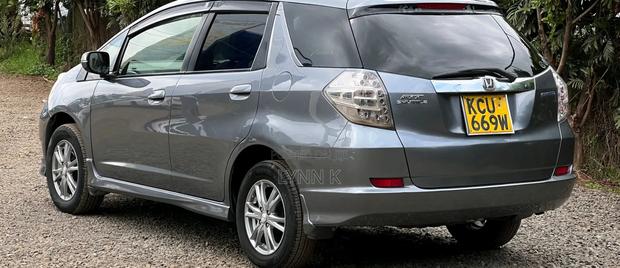 Honda Fit Shuttle 2012 Gray