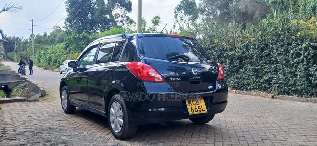 Nissan Tiida 2008 Black