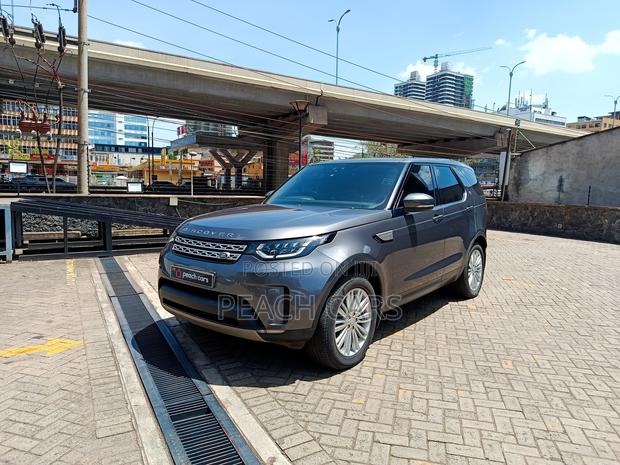 Land Rover Discovery 2017 Gray