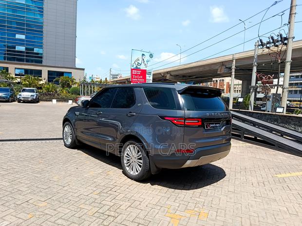 Land Rover Discovery 2017 Gray