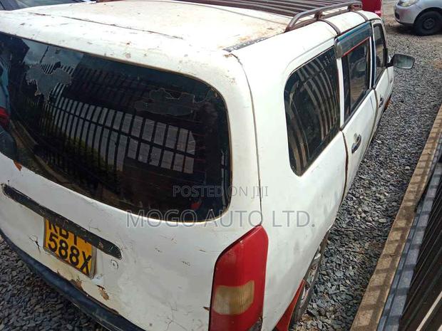Toyota Probox 2005 White