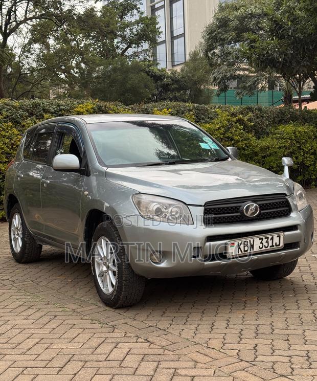 Toyota RAV4 2.0 4x4 2006 Blue