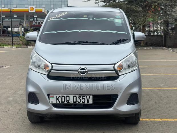 Nissan Dayz 2018 Silver