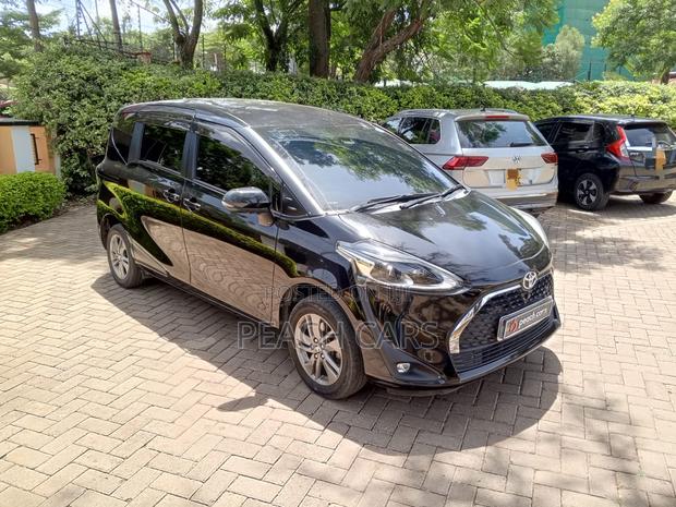 Toyota Sienta 2019 Black