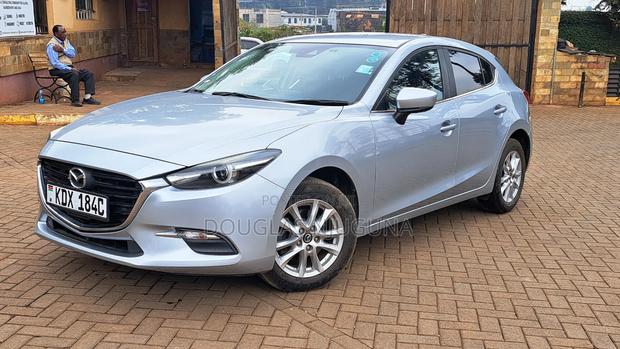 Mazda Axela 2018 Gray