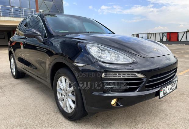 Porsche Cayenne 2014 Black