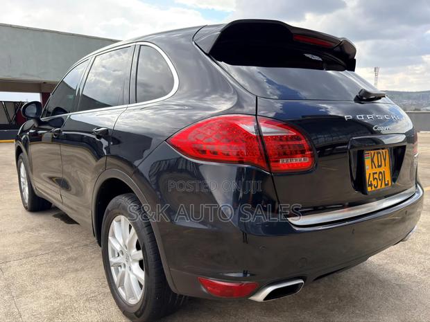 Porsche Cayenne 2014 Black