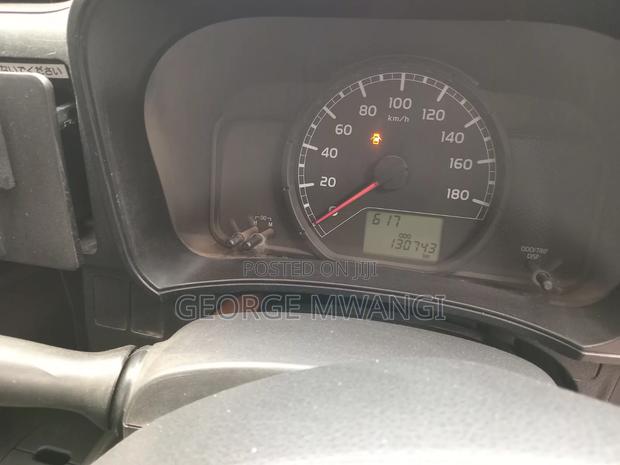 Toyota Succeed SV Premium 2016 Silver