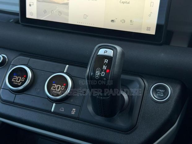 Land Rover Defender X-Dynamic HSE 2021 Black
