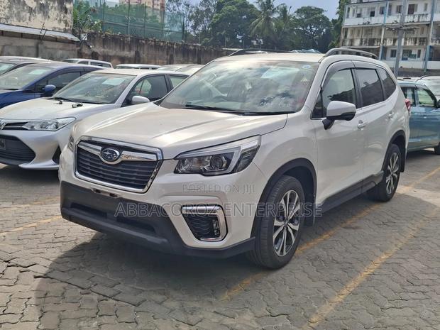 Subaru Forester 2017 White