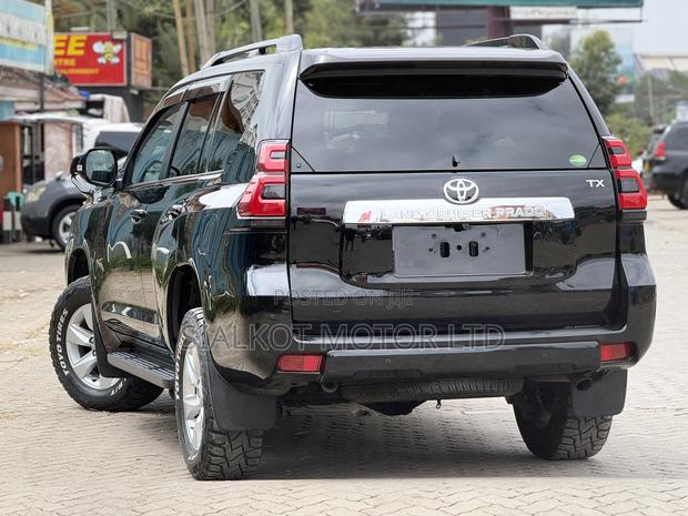 Toyota Land Cruiser Prado 2.8 2020 Black